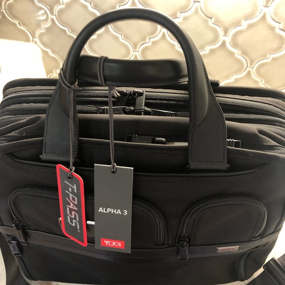 tumi t pass laptop bag